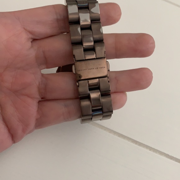 Marc Jacobs Watch - Picture 3 of 5